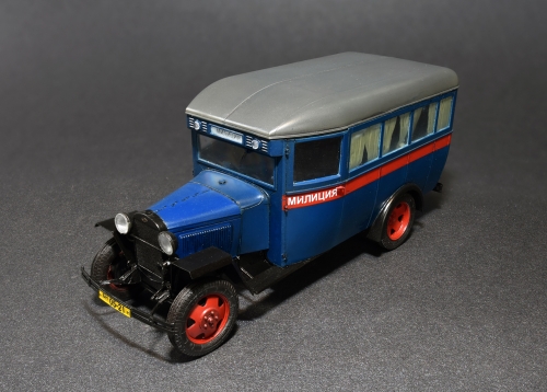 38005    Mi.   Советский  пассажирский автобус ГАЗ-03-30