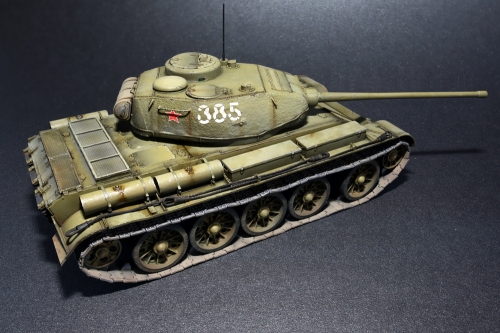 35193   Mi.   Советский средний танк Т-44 (с полным интерьером)