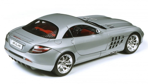 24290    Т.    Немецкий автомобиль Mercedes-Benz SLR Mclaren