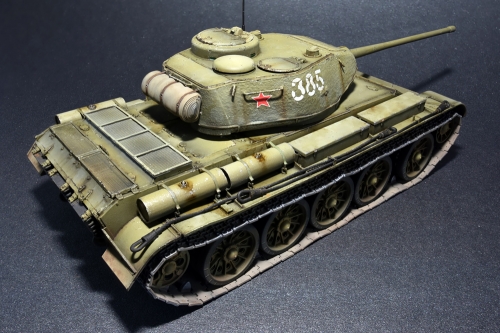 35193   Mi.   Советский средний танк Т-44 (с полным интерьером)