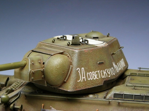 00903  Тр.   Советский танк Т-34/76 мод. 1943 г. (с внутренней  детализацией)
