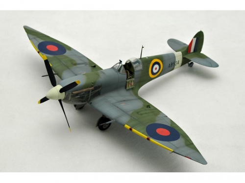 02413  Тр.  Британский истребитель  Spitfire Mk.VI