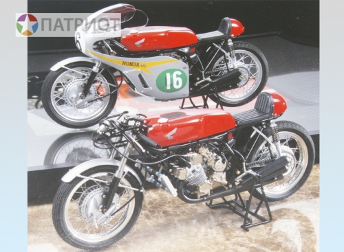 14113  Т.  Японский спортивный мотоцикл  Honda RC166 GP RACER