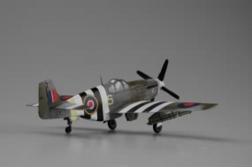 80243   HB.  Американский самолет P-51C "Мустанг"