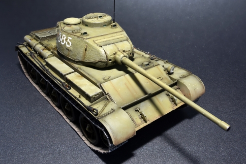 35193   Mi.   Советский средний танк Т-44 (с полным интерьером)