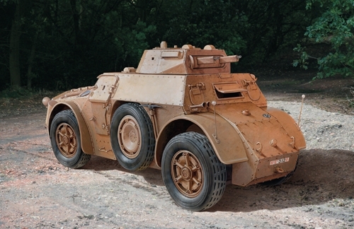 6482   I.  Итальянский бронеавтомобиль  "Autoblinda" Ab 40