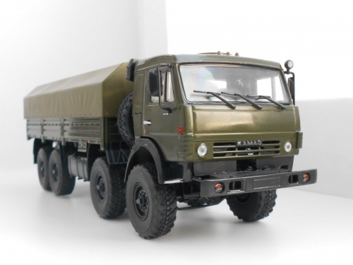 1308      AV.    Российский автомобиль КАМАЗ-6350 8x8 бортовой