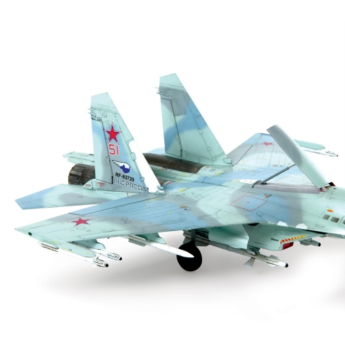 7295   З.   Российский многоцелевой истребитель Су-27СМ