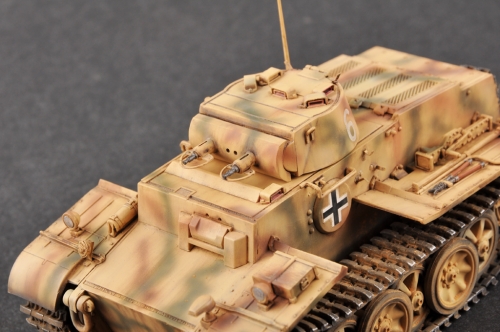 83805   HB.   Немецкий танк Pz.Kpfw.I Ausf.F (Vk18.01) Поздний.
