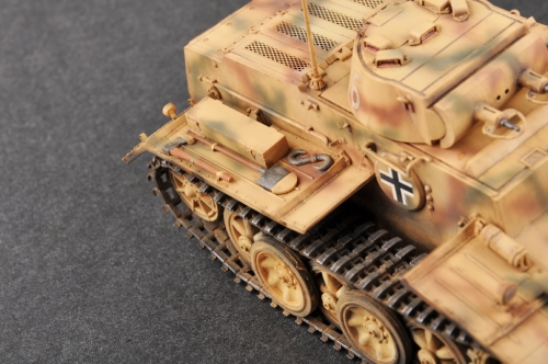 83805   HB.   Немецкий танк Pz.Kpfw.I Ausf.F (Vk18.01) Поздний.