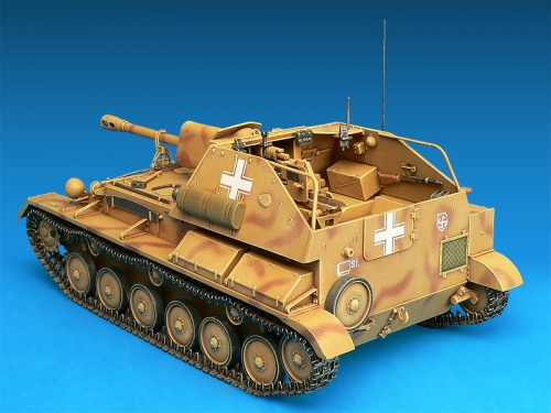 35053    MI.   Ягдпанцер СУ-76(Р) с экипажем(5 фигур)