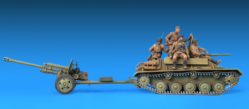 35056    Mi.   Советский танк Т-70М с пушкой ЗИС-3 и экипажем 5 фигур.