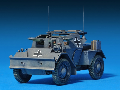 35074   Mi.   Британский разведывательный автомобиль Динго Mk.II с экипажем(2 фигуры) Pz.Kmpf. Mk.I 202(e)