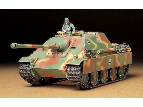 35203   Т.    Немецкая САУ  JAGDPANTHER поздняя версия и 1 фигура