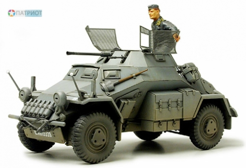 35270   T.   Немецкий разведывательный бронеавтомобиль Sd.Kfz.222 + (1 фигура)