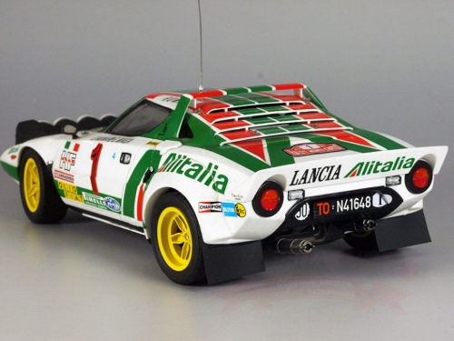 3654    I.    Итальянский спортивный автомобиль LANCIA STRATOS HF