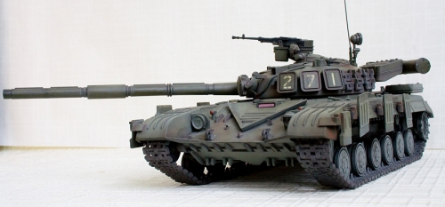 202     С.    Советский танк T-64A.