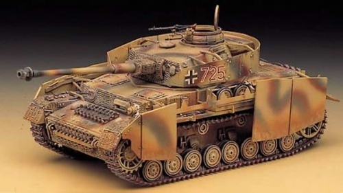 13233   АК.   Немецкий танк  PANZER IV H  W/ARMOR