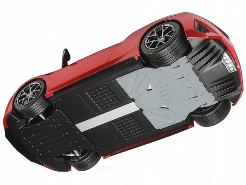24344     T.    Японский спортивный автомобиль "Honda" NSX.