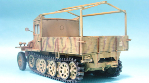 AF35047    AF.   Немецкий полугусеничный тягач  3 Ton Half-Track Sd.Kfz.11 поздний выпуск.