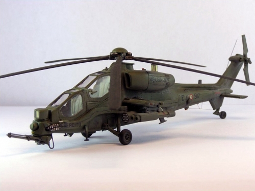 207292   М.   Итальянский противотанковый вертолет А-129 