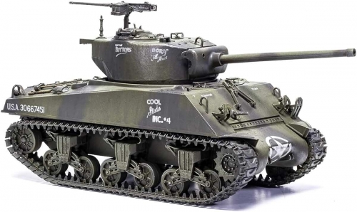 13500    Ac.   Американский  Tанк Шерман  M4A3 (76)W Арденнская операция.