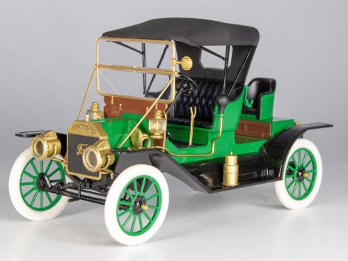 24016      IC.    Американский пассажирский автомобиль модель Т 1912 г. «Коммершл Родстер».