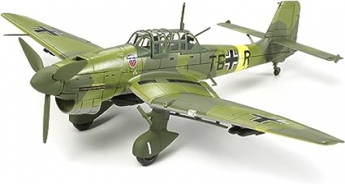 2690      I.    Немецкий пикирующий бомбардировщик Ju-87 B2 Stuka
