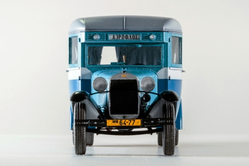 38005    Mi.   Советский  пассажирский автобус ГАЗ-03-30