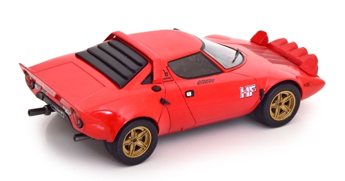3654    I.    Итальянский спортивный автомобиль LANCIA STRATOS HF