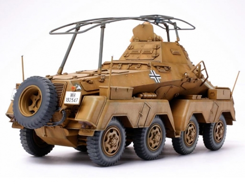 35297   T.   Немецкий бронеавтомобиль Sd.Kfz.232 (африканский корпус) + (2 фигуры)