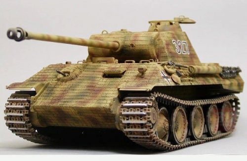 35065   Т.   Немецкий танк Пантера (Sd.kfz171)Ausf.A с 2 фигурами