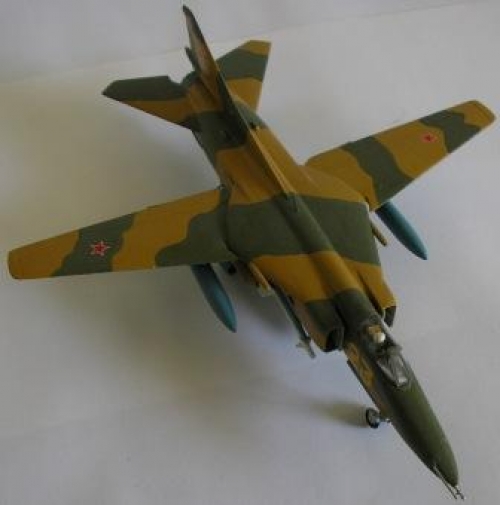 12455    Ак.   Советский самолет  MИГ-27 FLOGGER -D