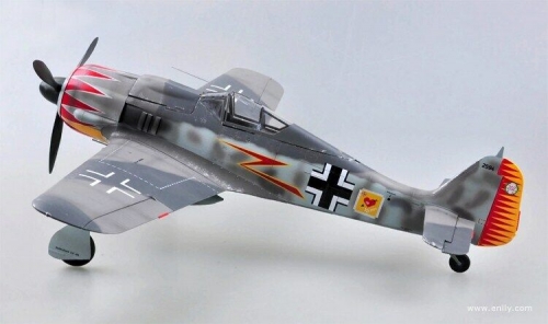 02419  Тр.  Немецкий истребитель  Luftwaffe FW190A-6/8