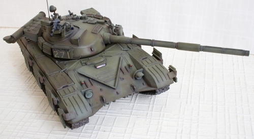 202     С.    Советский танк T-64A.