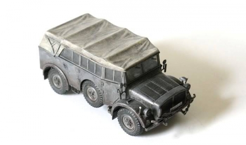 35052   Т.  Немецкий автомобиль Horch Type 1A с 1 фигурой водителя