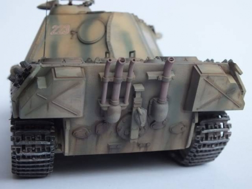 35065   Т.   Немецкий танк Пантера (Sd.kfz171)Ausf.A с 2 фигурами