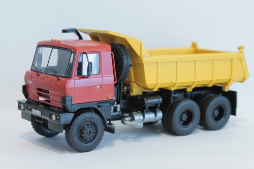 1285    AV.    Чешский автомобиль Tатра-815S1 самосвал