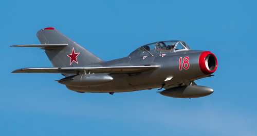 207229   М.   Советский реактивный истребитель ОКБ Микояна и Гуревича-15 бис.