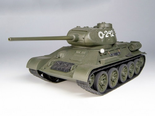 35367    IC.   Советский средний танк 