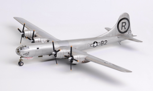 12528    Ак.    Американский тяжёлый бомбардировщик дальнего действия B-29A.