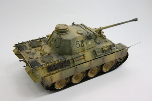 6428    Д    Немецкий средний танк SD.KFZ. 171 "ПАНТЕРА" D с циммеритом.