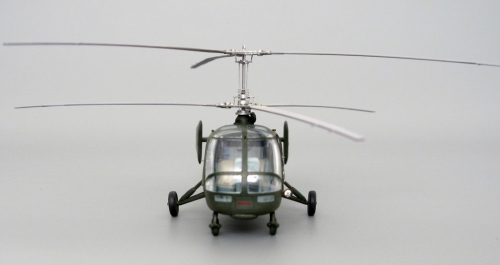 7242     A.    Советский многоцелевой вертолёт "КА-15".
