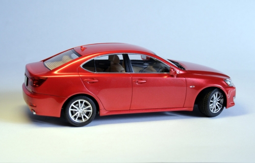 036847      FU.    Японский  компактный автомобиль премиум-класса Lexus IS 350.Дилерский вариант аэроэкстерьера.