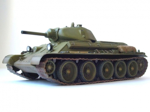 3511    МА.   Советский средний танк Т-34/76, 1940 года выпуска.