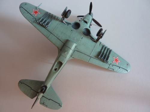039   R.   Советский истребитель  ЛаГГ-3 (66 серии)