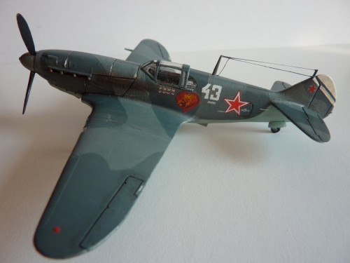 039   R.   Советский истребитель  ЛаГГ-3 (66 серии)