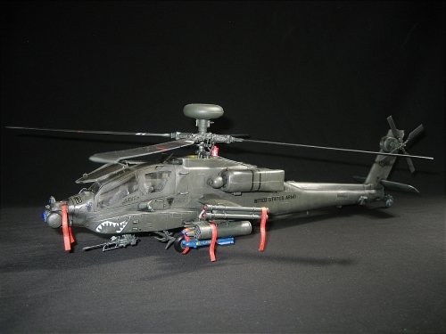 12262     Ac.    Американский основной боевой вертолет  AH-64A  