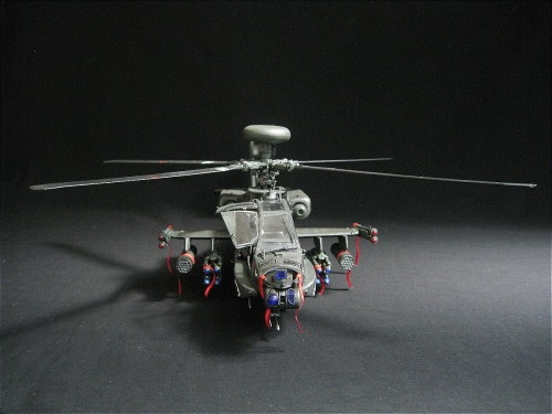 12262     Ac.    Американский основной боевой вертолет  AH-64A  "Апач".
