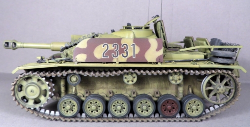6454   Д.   Немецкое самоходное орудие STUH 42 AUSF.G с циммеритом.